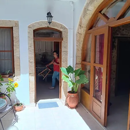 Stone Retreat In Old Town Rethymno アパート レティムノ